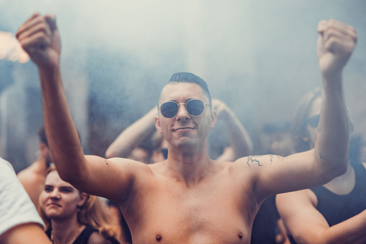 Loading... just a sec